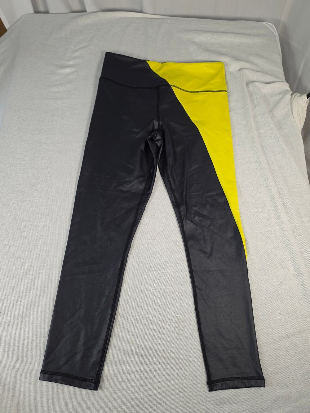 Zyia Active Hi-Rise Shiny Black Neon Yellow Leggings Sz 12